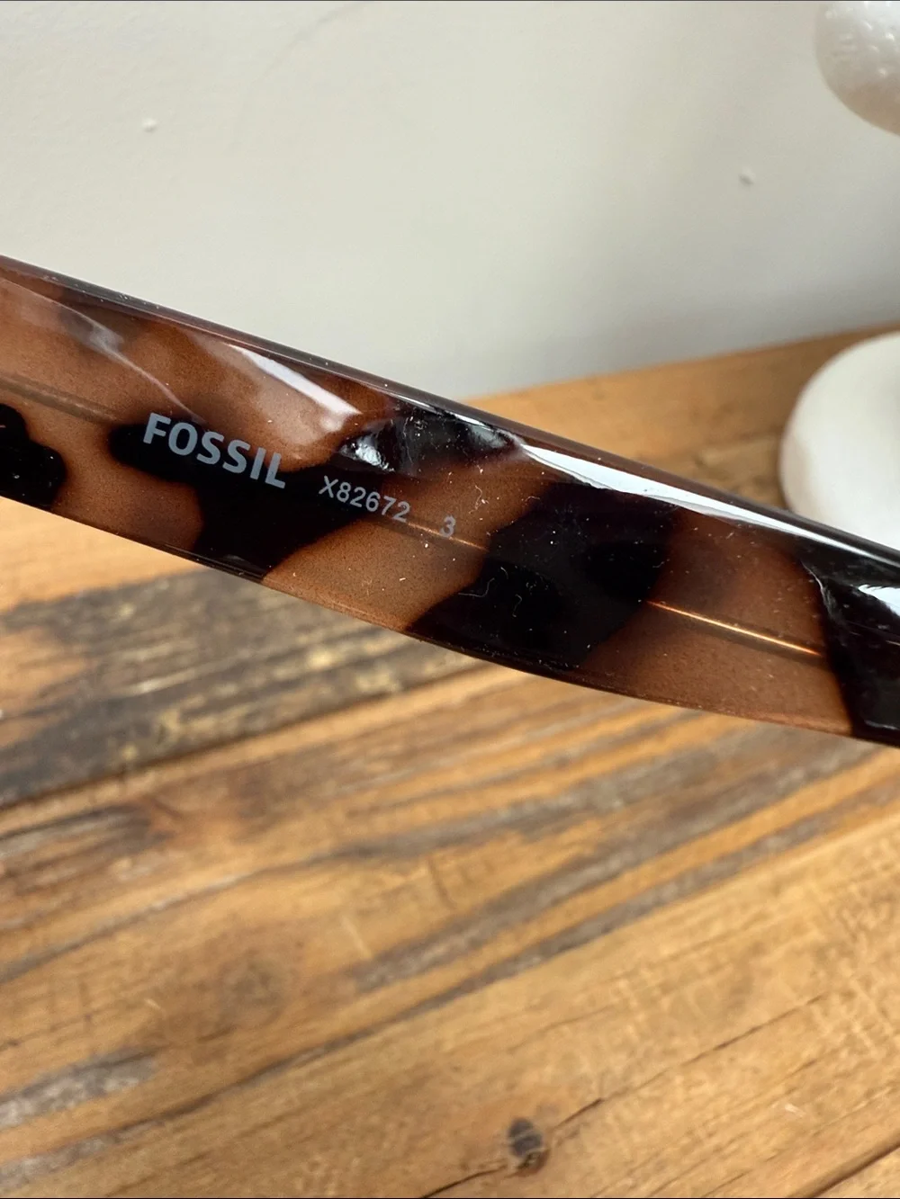 Fossil Tortoiseshell Cat-Eye Sunglasses with Brown Gradient Lenses